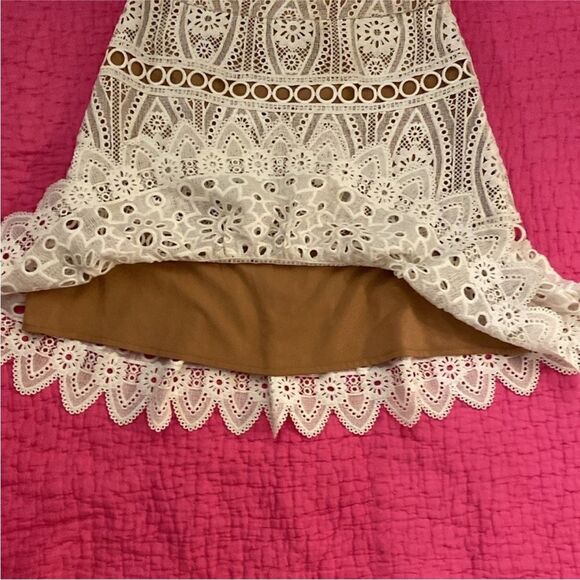 Michael Kors Cream Lace Mini Skirt, US2 - Picture 5 of 8
